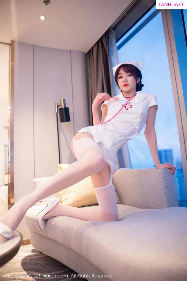 婠婠么  [XiuRen]高清写真图 2023.02.06 No.6221 婠婠么 护士服丝袜第34张图片